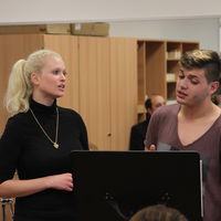 Bild vergr��ern: Ramona Pr�pper und Ergin Hamdi (Gesang)