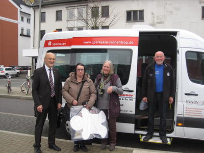 B�rgerbus begr��t 100.000 Fahrgast