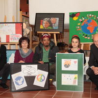 Bild vergr��ern: v.l.n.r.: Michael Hunold, Monika Holth�fer, Sami Geberemariam und Arijona Shabani