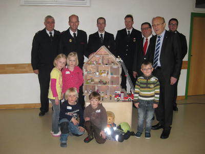 Rauch-Demohaus f�r Feuerwehr Finnentrop