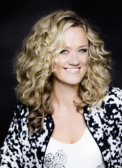 Der N�chste, bitte! Kabarett-Show mit Lisa Feller