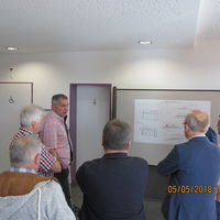 Bild vergr��ern: Pl�ne zur Festhalle Finnentrop und zum Sportheim/Sporthalle Ostentrop-Sch�nholthausen wurden von den Vereinsvertretern vorgestellt