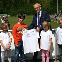Bild vergr��ern: 2016-06-26_Sternmearsch_Grundschulverbund_Lennetal (13) (Copy)